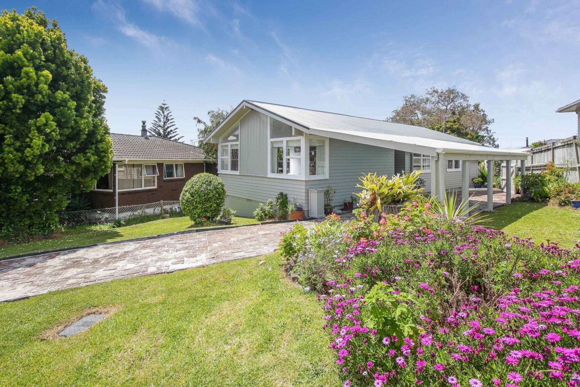 Rented: 32 Sunvue Road, Glen Eden, Waitakere City