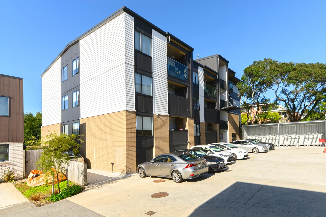 Rented: 303/48 Clay Works Lane