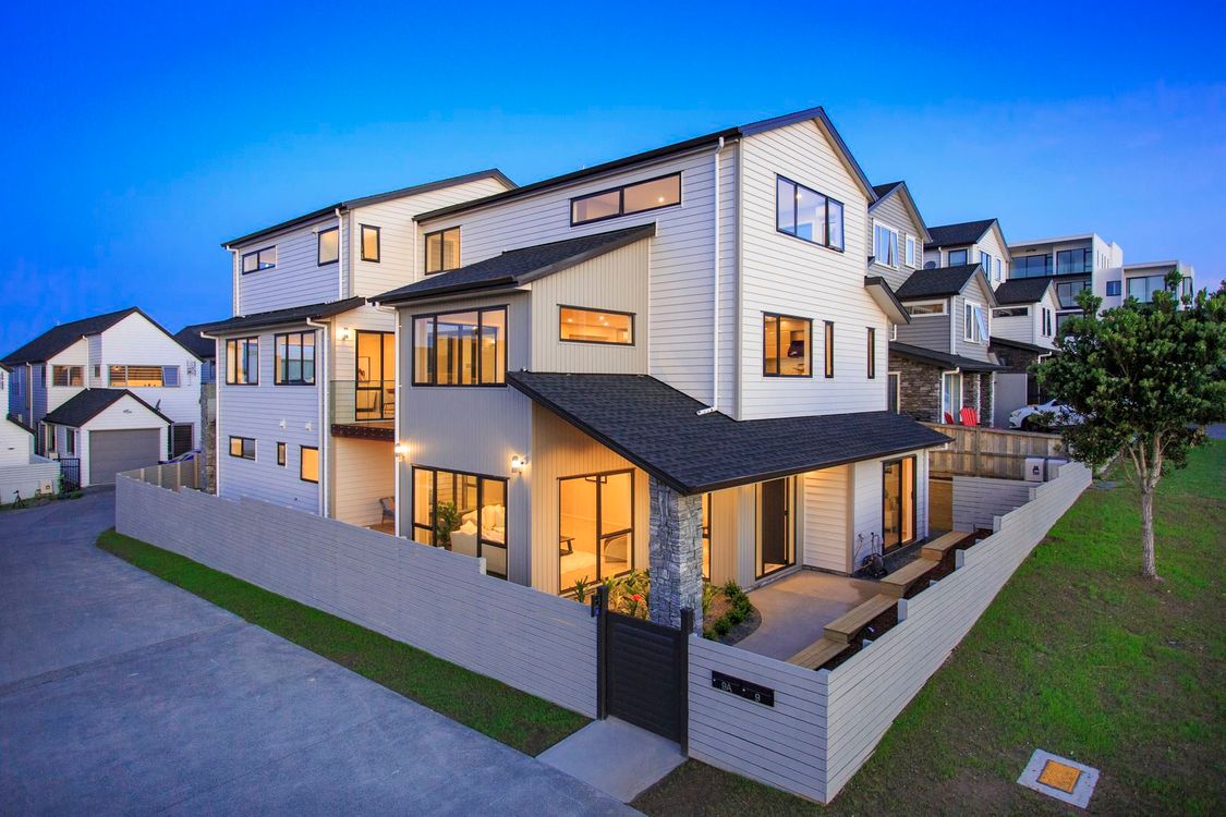 Rented property: 9 Pennant Street, Long Bay, Auckland 0630